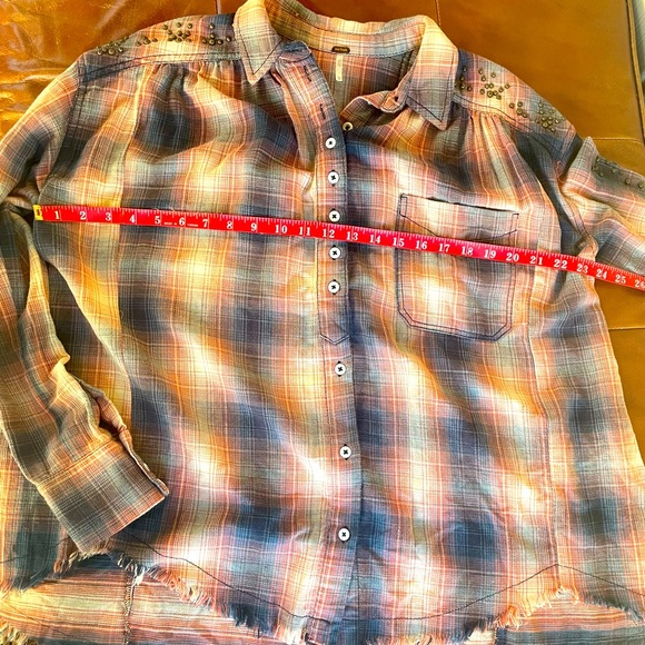 Free People • Take Me On Studded Plaid Fringe Button Down Long Sleeve Shirt XS - Picture 13 of 15